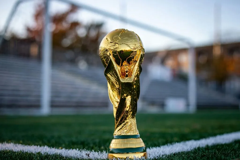 Mondiali FIFA 2026, si delinea la corsa al titolo: da oggi al via gli Ottavi (e i quarti più probabili sono da urlo) riproduzione coppa del mondo