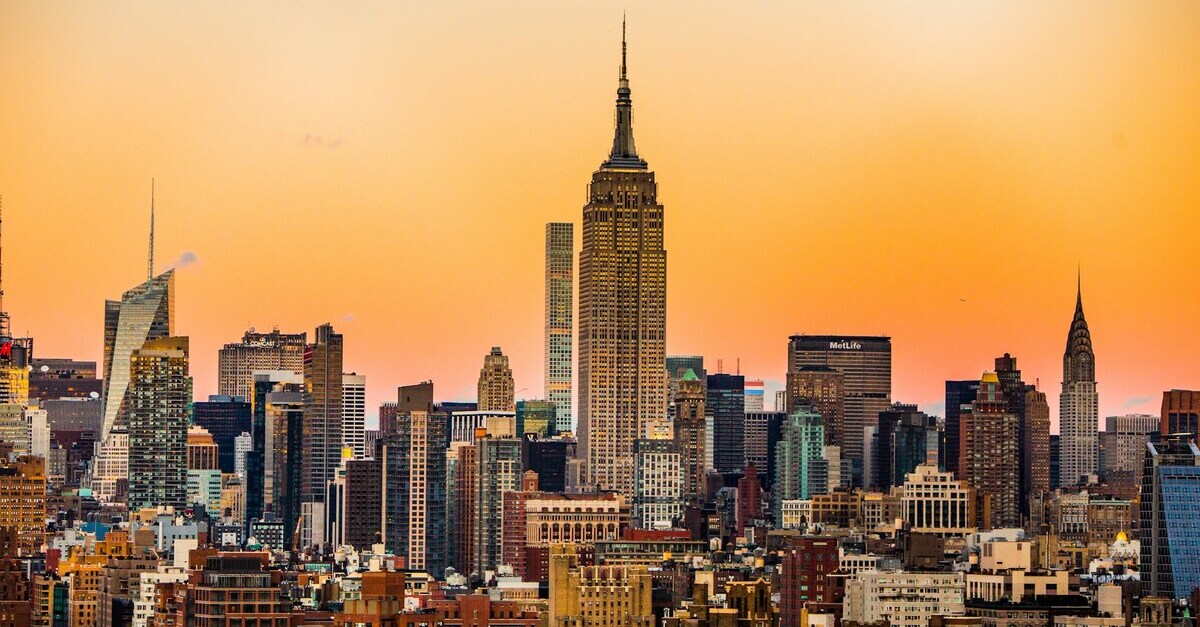 Uno scorcio dello skyline di New York con L'Empire State Building