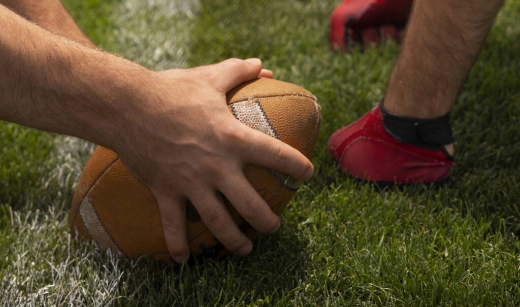 Flag football alle Olimpiadi: cos’è lo sport senza placcaggi che sta conquistando l’Italia palla da football