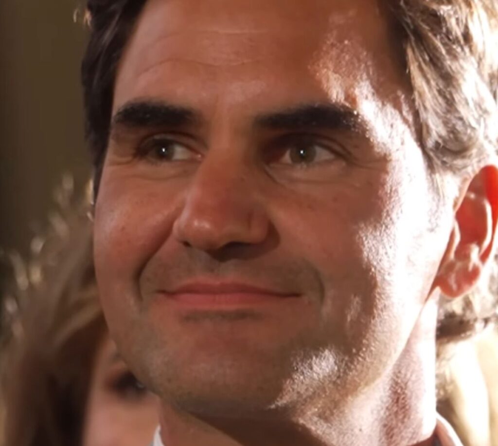 “Ho bisogno di fazzoletti”: Federer crolla in lacrime per Mirka alla Hall of Fame roger federer