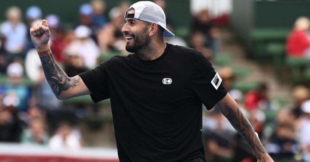 Kyrgios durante un punto vincente