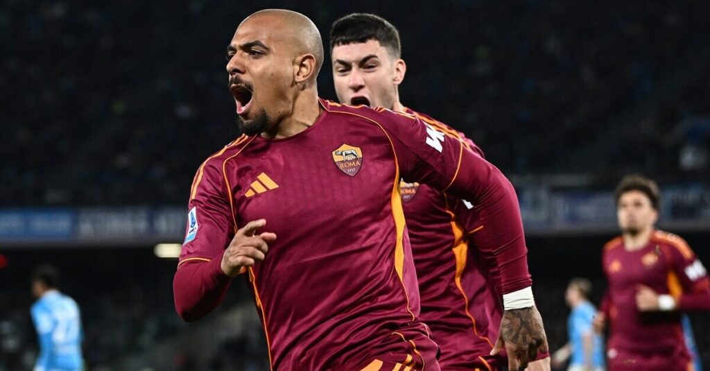 Malen con la maglia giallorossa