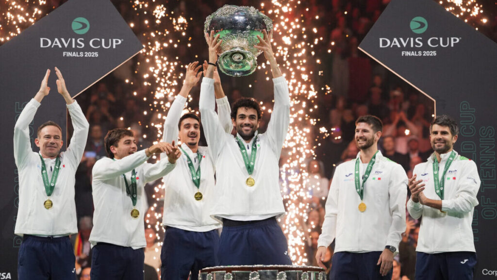 Matteo Berrettini alza la Coppa Davis 2025
