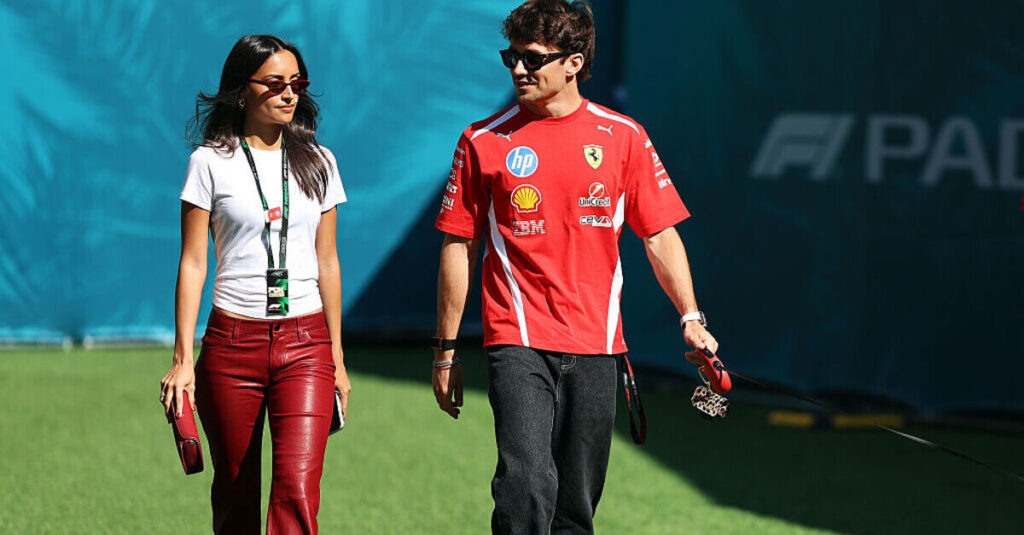 Coulthard attacca Leclerc: “Un Gran Premio non è un picnic del weekend” Charles e Alexandra Leclerc nel Paddock prima della gara
