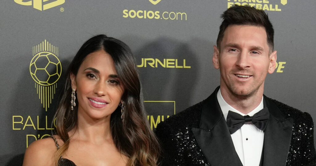 Messi dice addio, la moglie lo spiazza: le parole di Antonela che fanno il giro del mondo Antonella, la moglie di Messi