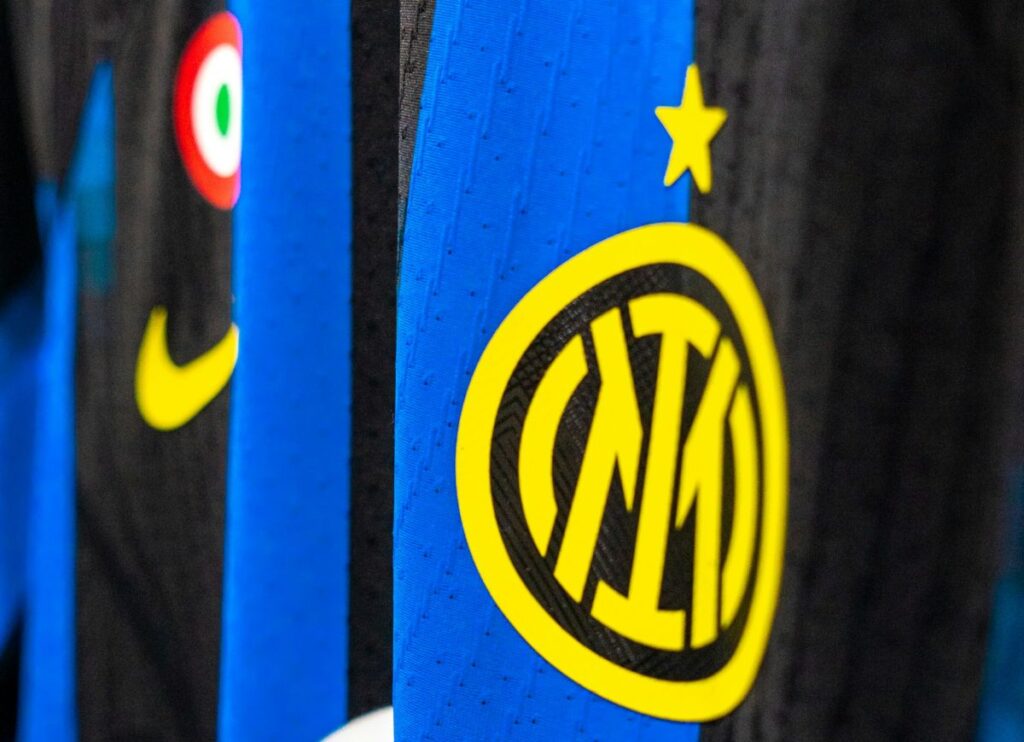 Il Qatar vuole entrare nell’Inter? I contatti con Oaktree aprono uno scenario inatteso stemma Inter